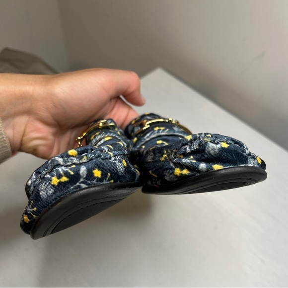 CAbi Carnaby Navy Floral Velvet Loafers style 6005 size 8 - Picture 4 of 9